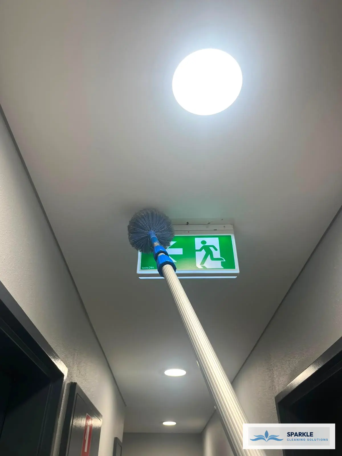 High Level Dusting and Facility Cleaning